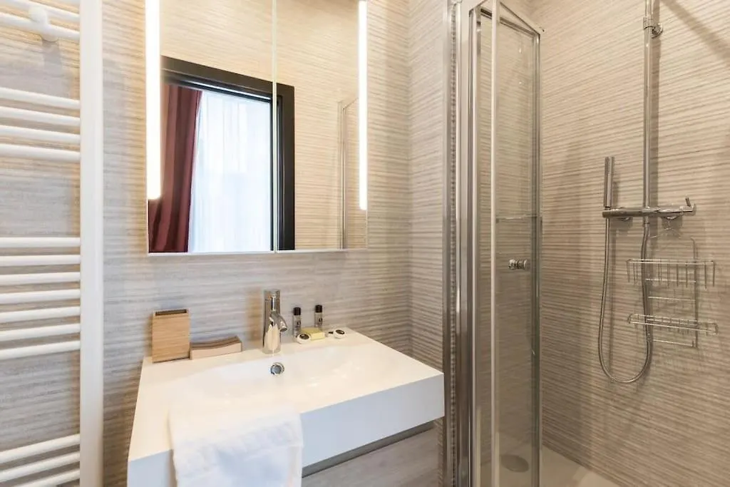 Republique Bastille Chic & Design Apartment 6P 2Br Paris 0*,  France