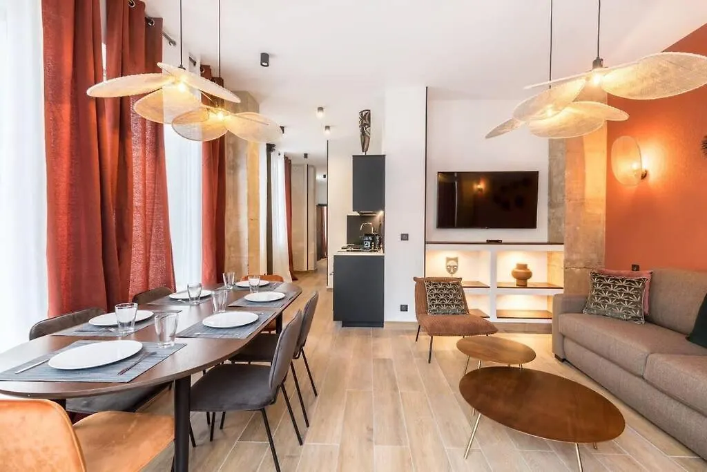 Republique Bastille Chic & Design Apartment 6P 2Br Paris France